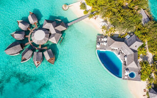 Náhled objektu Lily Beach Resort & Spa, Jižní Atol Ari, Maledivy, Asie