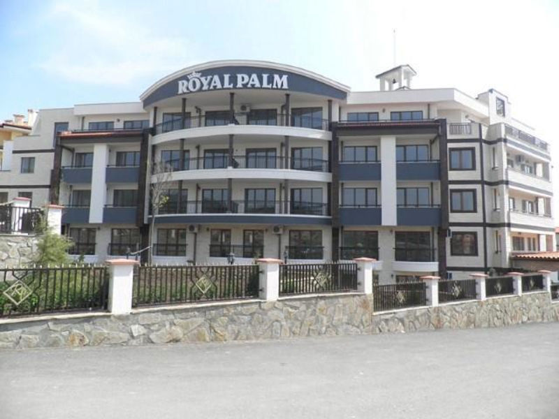 Royal Palm Apart Hotel