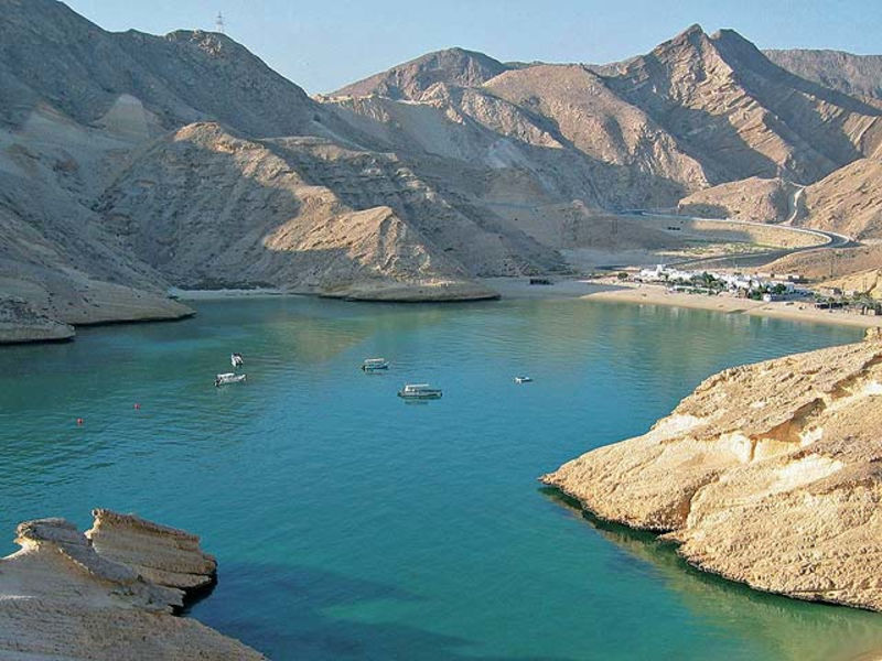 Oman Dive Centre Muscat - Exclusive Diver’S Resort