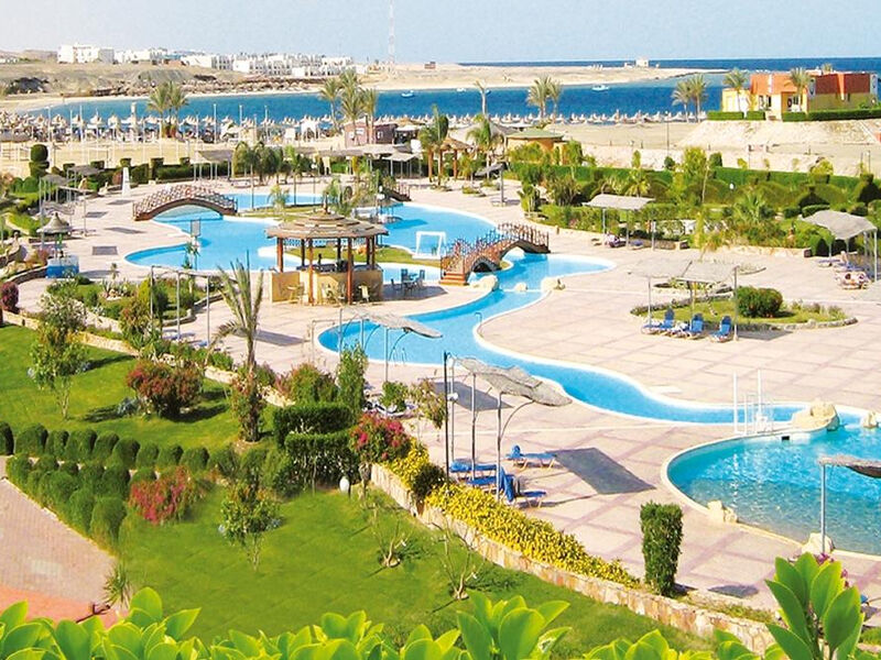 Abu Dabbab Beach & Resort