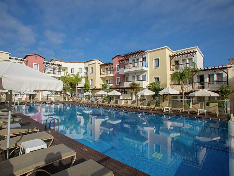 Funtazie klub Louis Althea Beach & Kalamies Luxury Villas