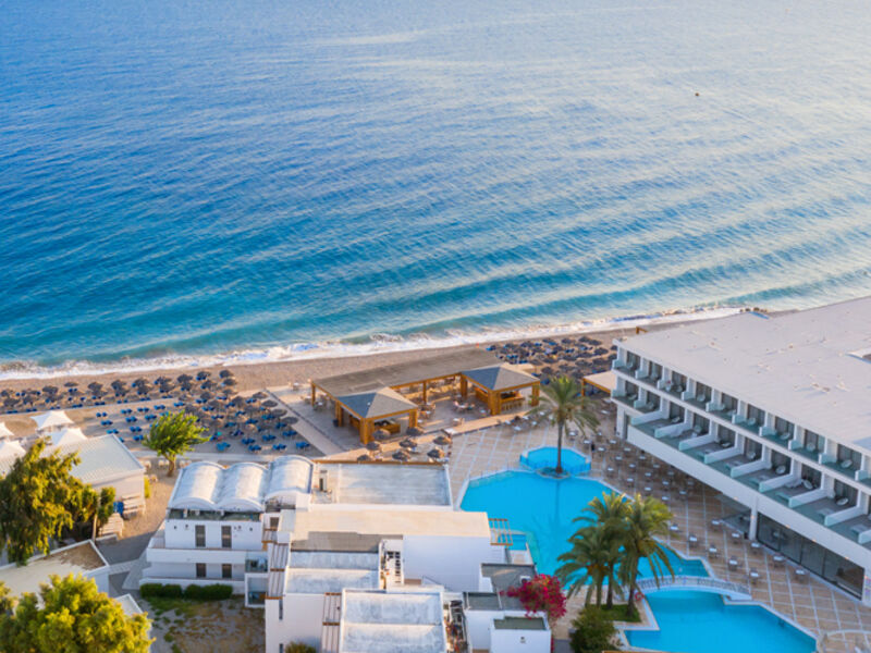 Avra Beach Resort Hotel & Bungalows
