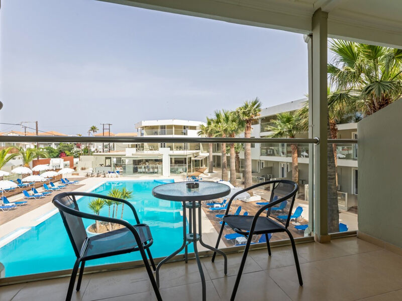 Cameo Beach Resort