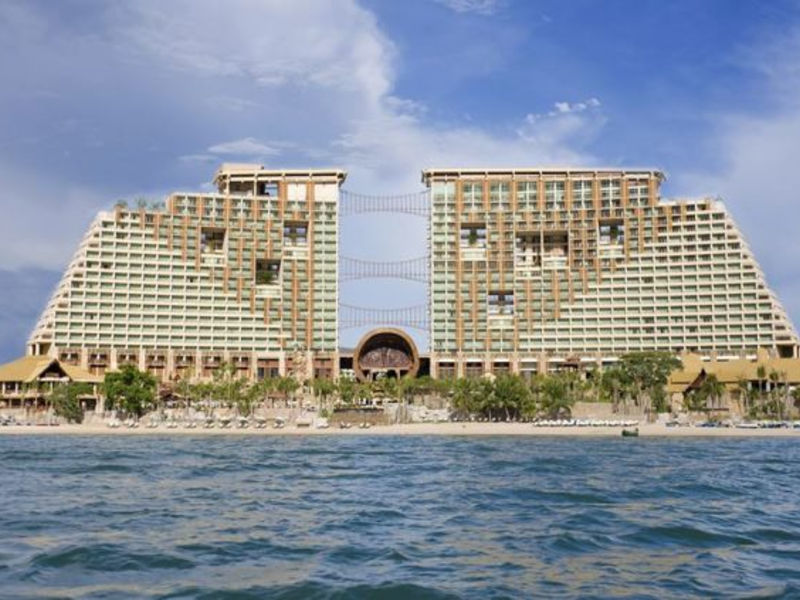 Centara Grand Mirage Resort