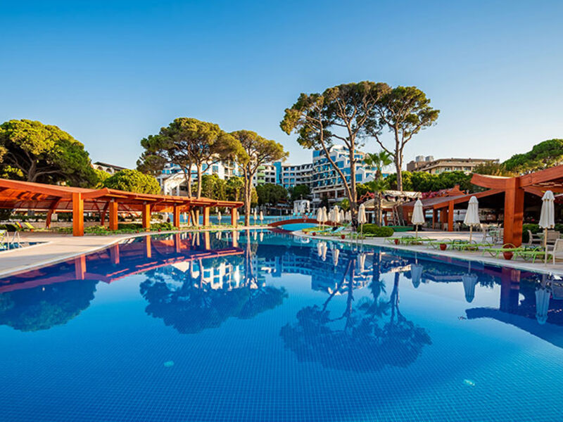 Cornelia Deluxe Resort