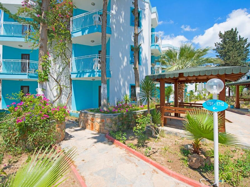 Costa Carina Resort