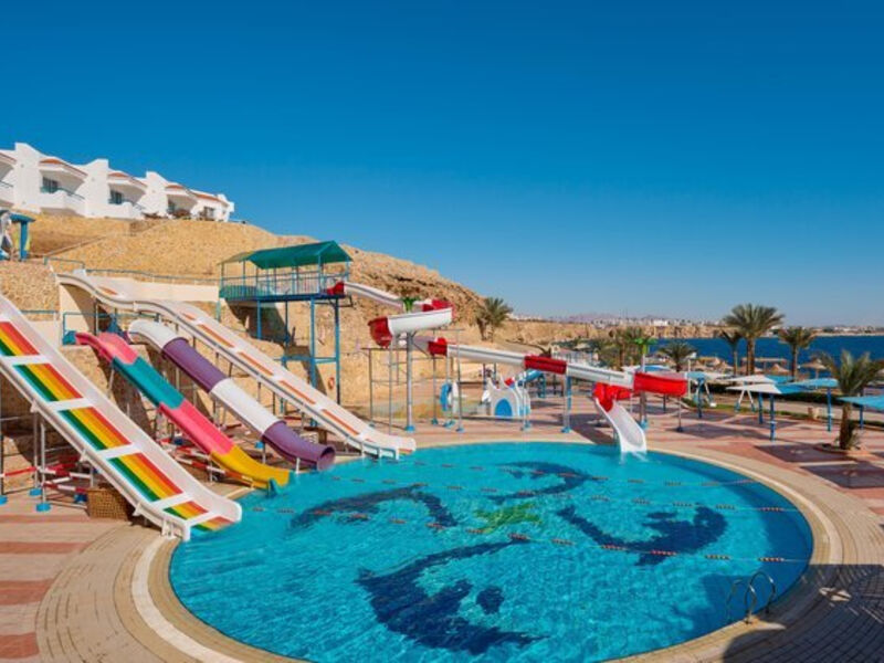 Dreams Beach Resort