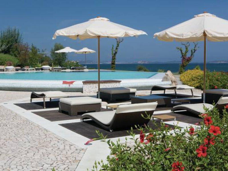 Ea Bianca Luxury Resort