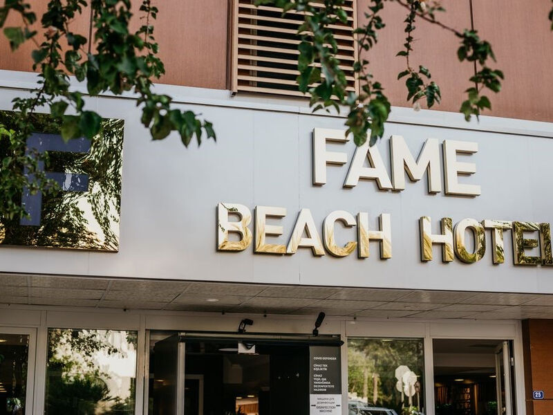 Fame Residence Beach Park