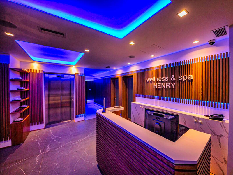 Henry Resort & SPA