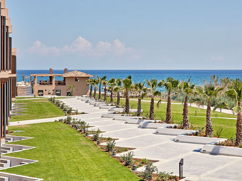 La Mer Resort & Spa