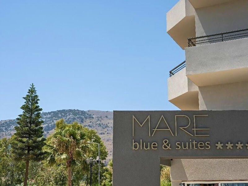 Mare Blue & Suites