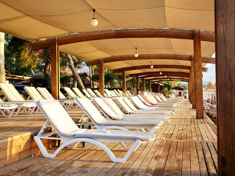 Palmet Resort