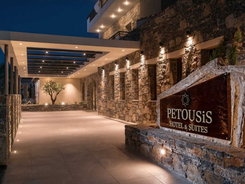 Petousis Hotel & Suites