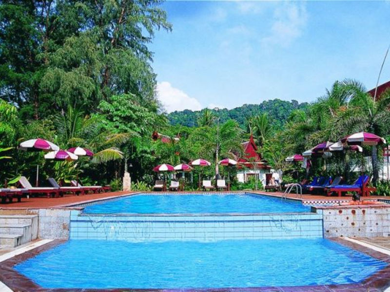 Royal Lanta Resort
