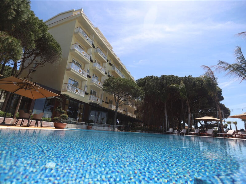 Vm Resort & Spa