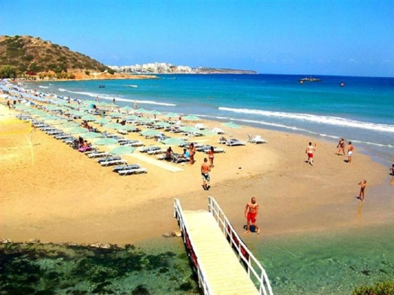 Vily Almiros Beach