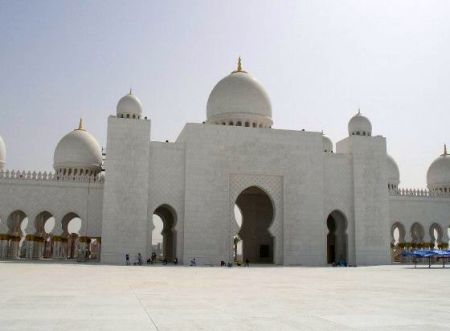 Abu Dhabi - ilustrační fotografie