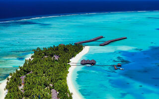 Náhled objektu Medhufushi Island Resort, Meemu Atol, Maledivy, Asie