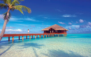 Náhled objektu Medhufushi Island Resort, Meemu Atol, Maledivy, Asie