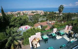 Náhled objektu Marchese d'Altavilla, Tropea, Kalábrie, Itálie a Malta