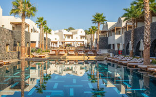 Náhled objektu Radisson Blu Zaffron Resort, Kamari, ostrov Santorini, Řecko