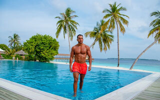 Náhled objektu Reethi Faru Resort, Raa Atol, Maledivy, Asie