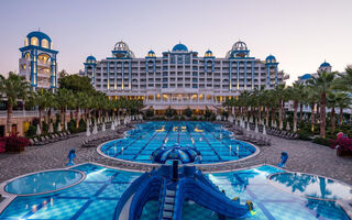 Náhled objektu Rubi Platinum Spa Resort & Suites, Alanya, Turecká riviéra, Turecko