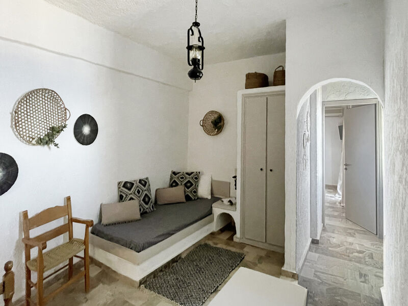 Achlia Apartments