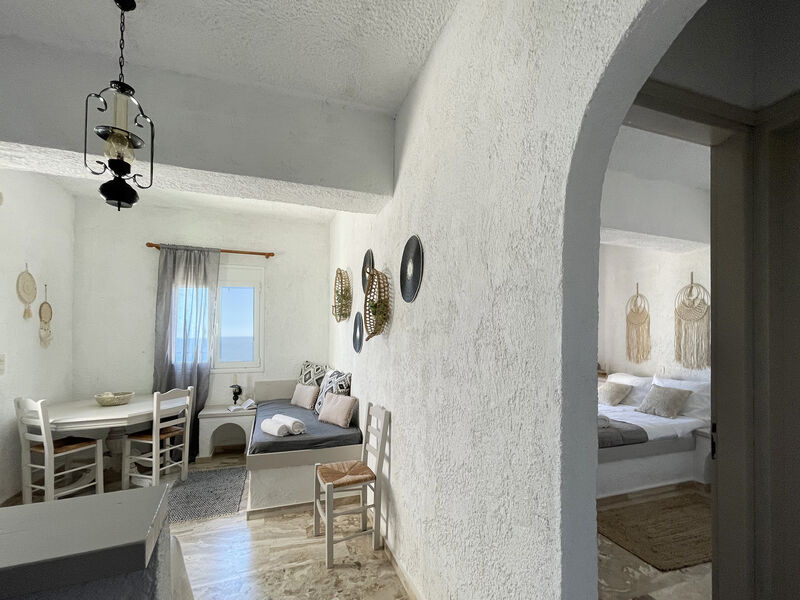 Achlia Apartments