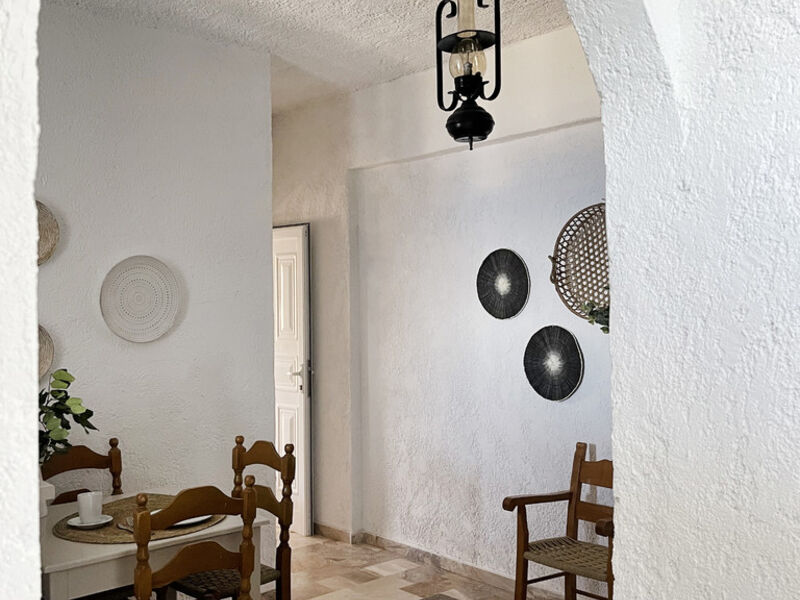 Achlia Apartments