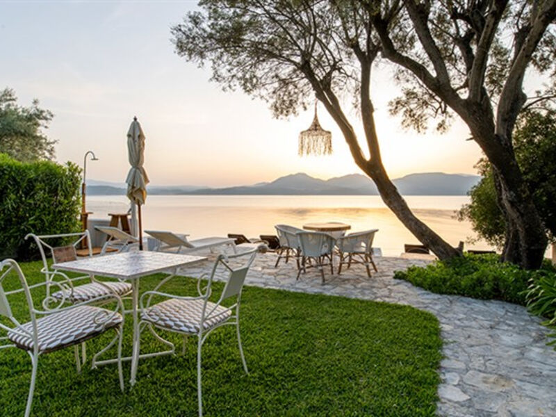 Agnadi Suites