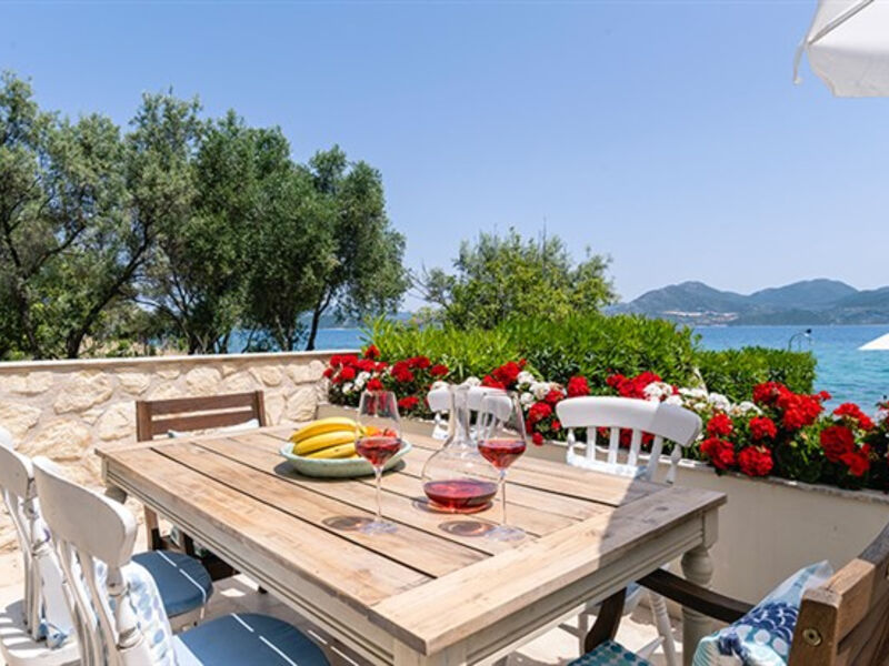 Agnadi Suites