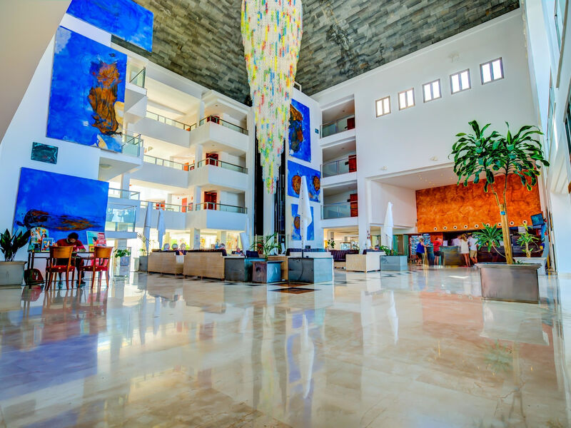 Aparthotel Alia Luxury Suites 