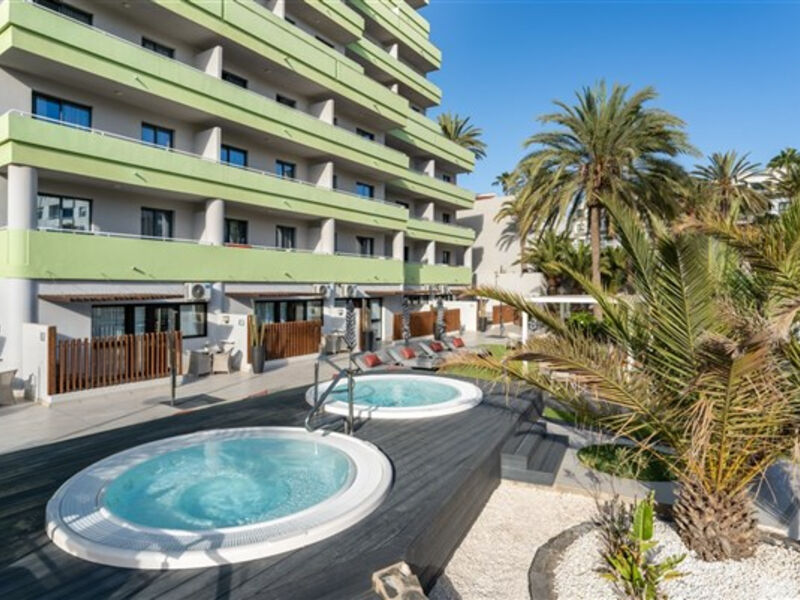 Anamar Suites