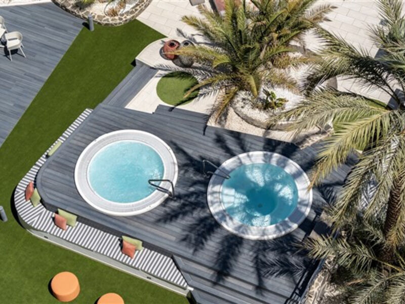 Anamar Suites