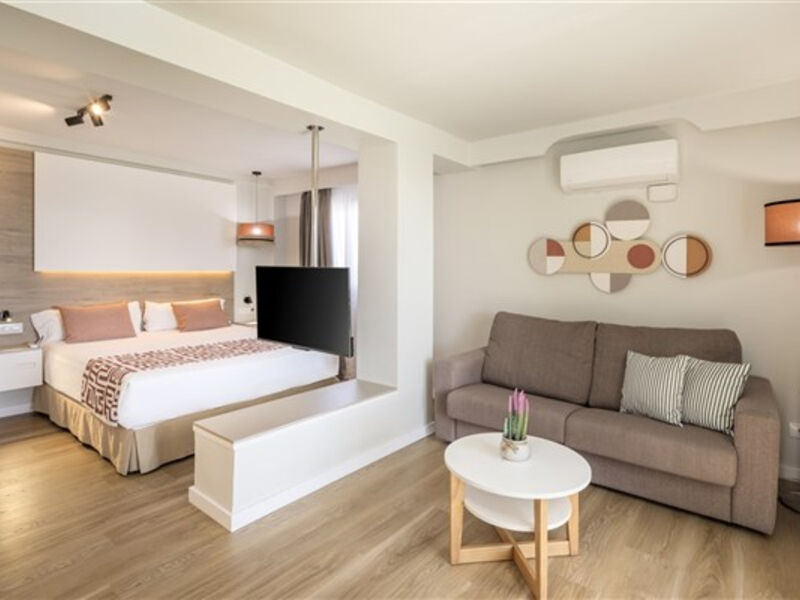 Anamar Suites