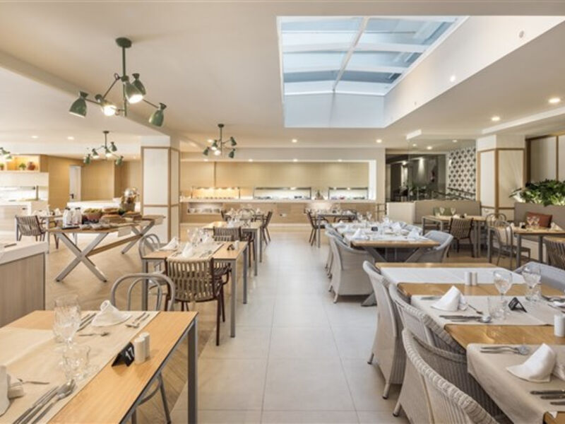 Anamar Suites