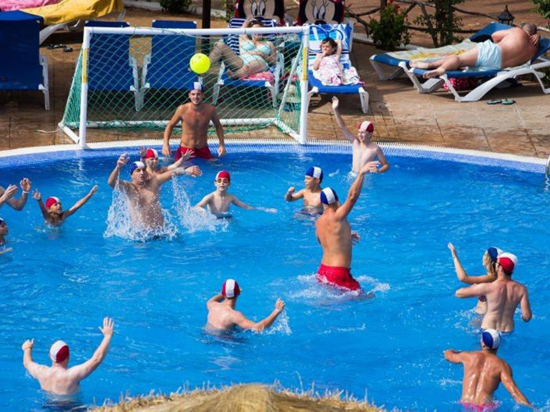 Carema Club Playa