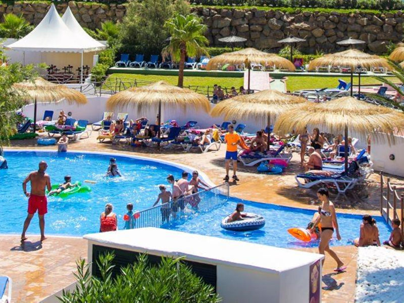 Carema Club Playa