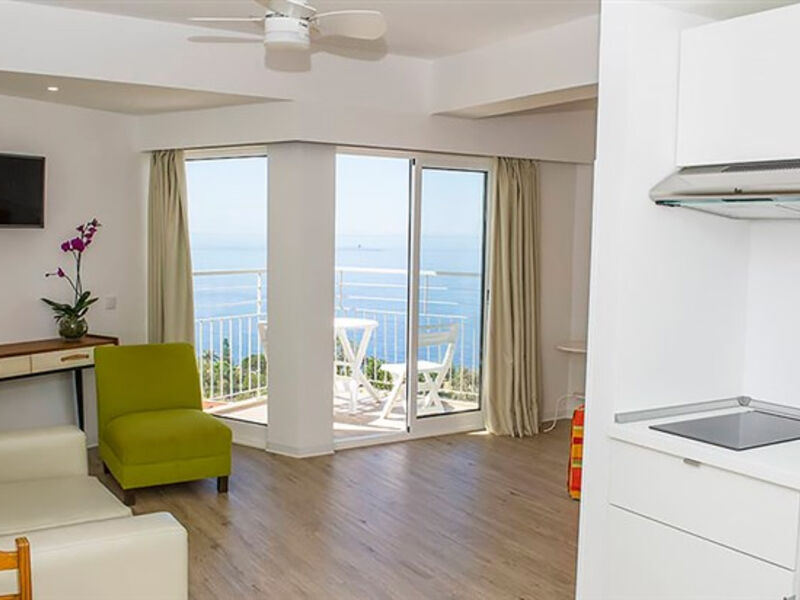 Aparthotel Dorisol Florasol
