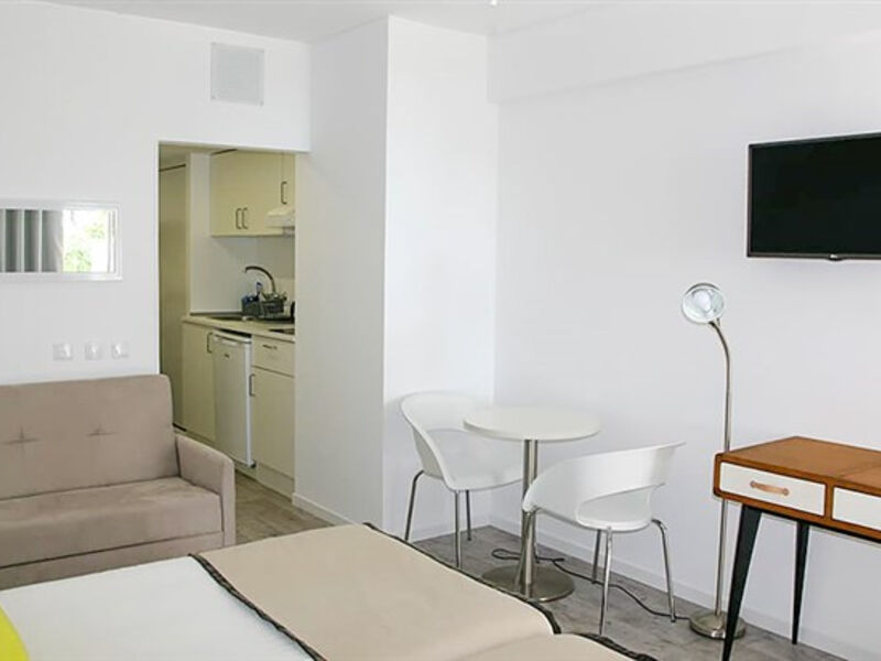 Aparthotel Dorisol Florasol