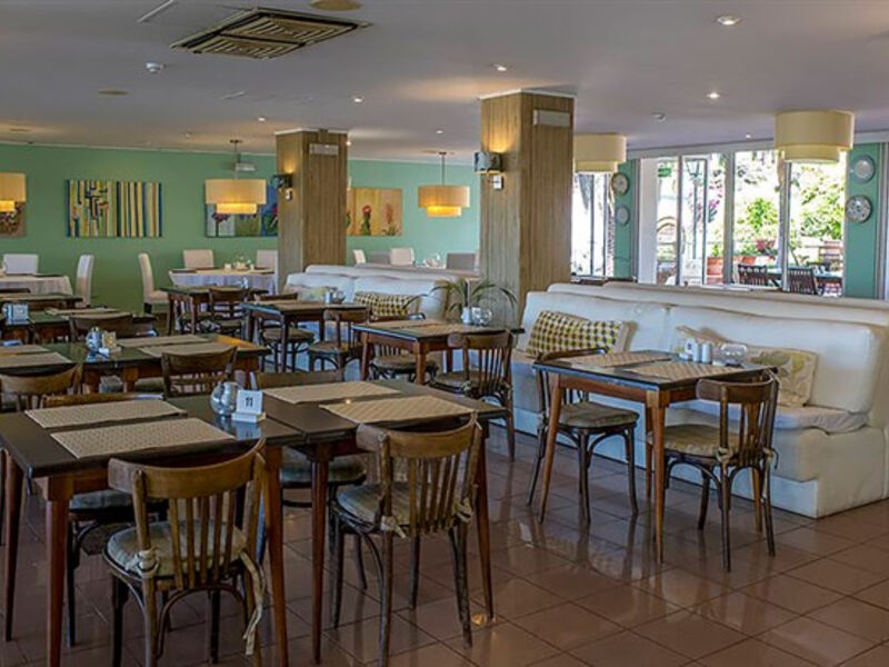 Aparthotel Dorisol Florasol