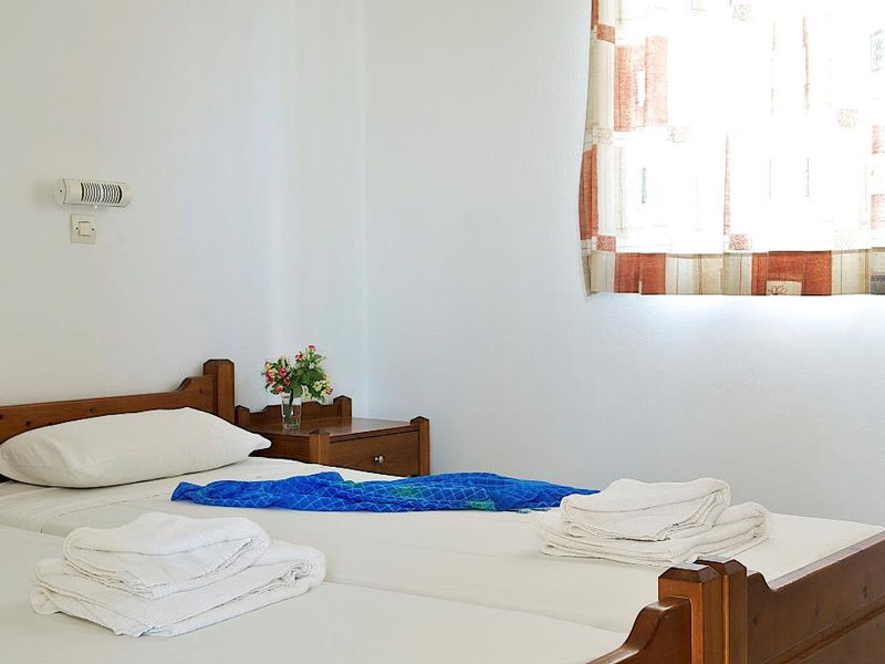 Elpida Apartments