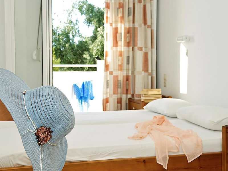 Elpida Apartments