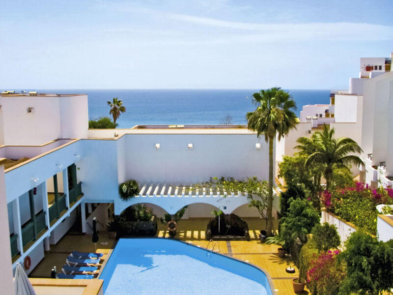 Esquinzo Y Monte Del Mar