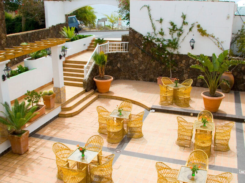 Esquinzo Y Monte Del Mar