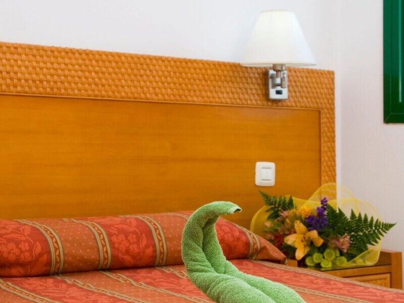 Esquinzo Y Monte Del Mar