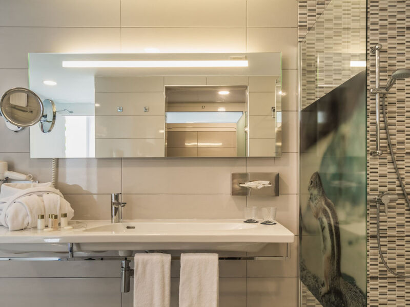 Esquinzo Y Monte Del Mar