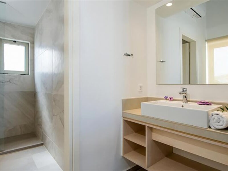 Aparthotel Lotus